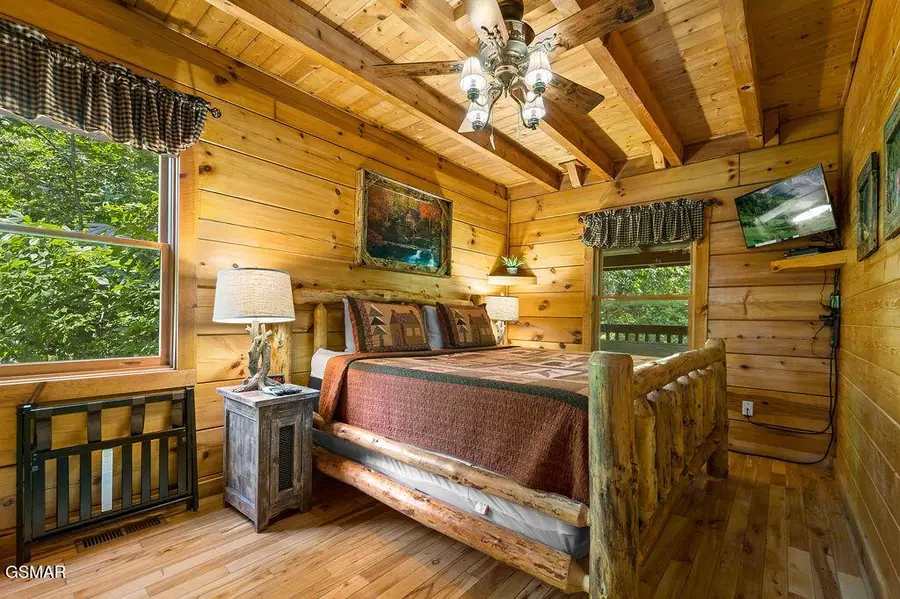 1728 Scenic Woods Way #BEARPAWHIDEAWAY, Sevierville, TN 37876 - #2
