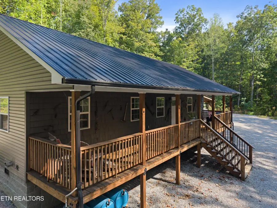 329 Cheyenne Drive, Jamestown, TN 38556 - #2