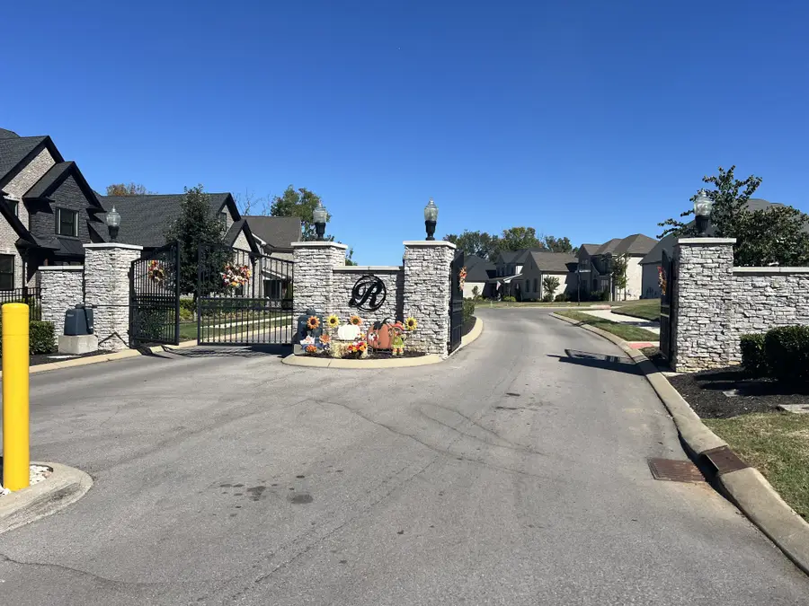 1139 Willow Springs Dr, Lebanon, TN 37087 - #2