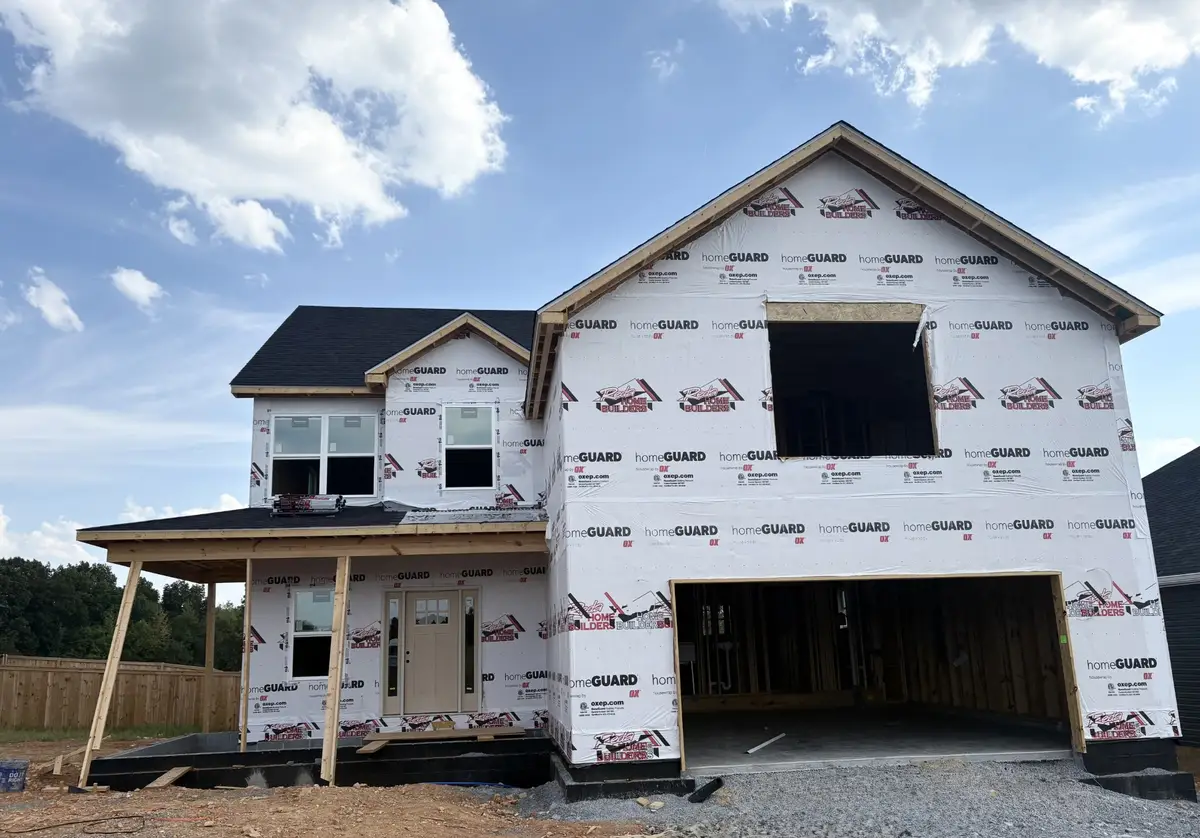810 Cedar Wood Dr, Clarksville, TN 37043 - #1