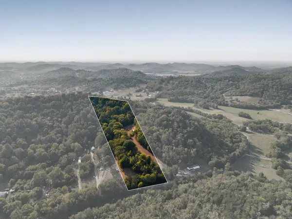 573 Happy Valley Rd, Bell Buckle, TN 37020