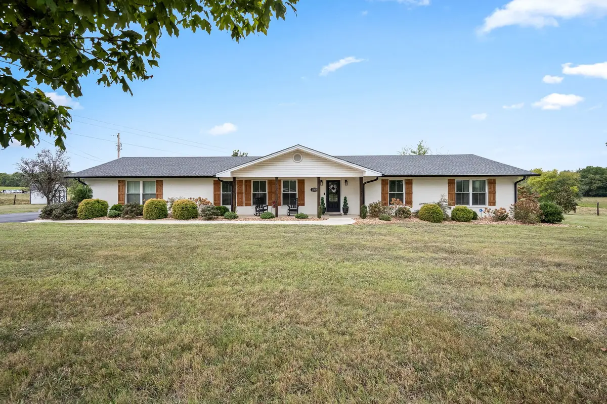 2915 Hickory Hill Church Rd, Shelbyville, TN 37160 - #1
