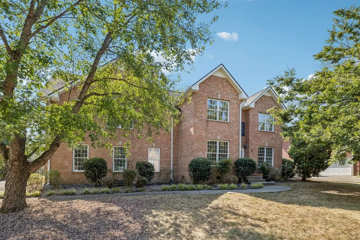 112 Crooked Creek Ln, Hendersonville, TN 37075 - #1