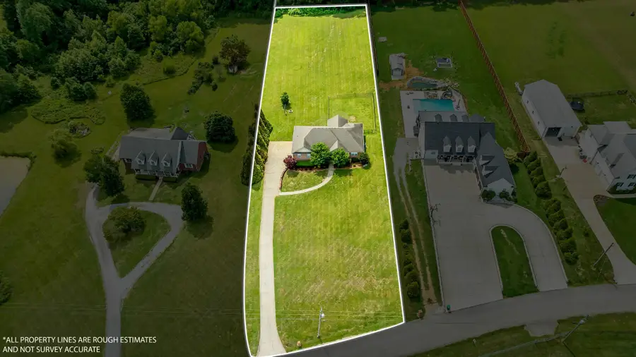 392 Holt Rd, Lebanon, TN 37087 - #3
