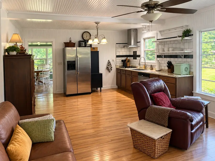 806 Case Rd, Prospect, TN 38477 - #2