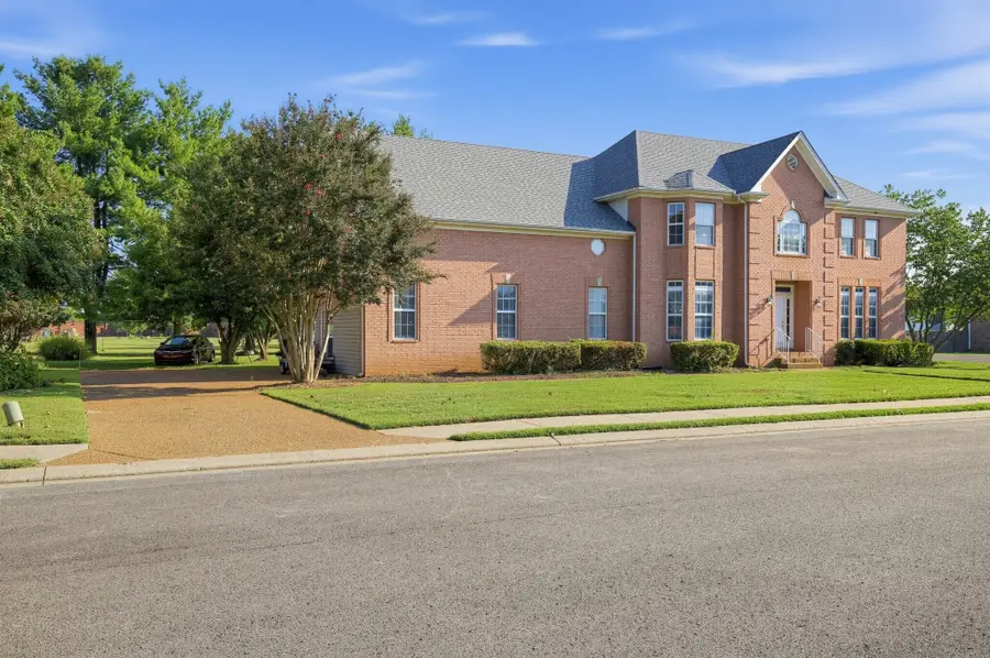 2326 Amber Glen Dr, Murfreesboro, TN 37128 - #3