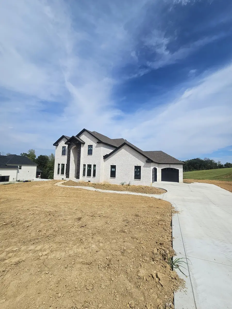 1063 Linder Ridge Rd, Woodlawn, TN 37191 - #2