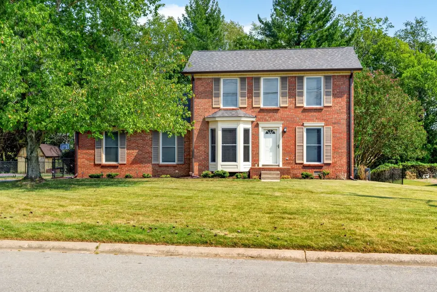 1307 Barbara Dr, Clarksville, TN 37043 - #2
