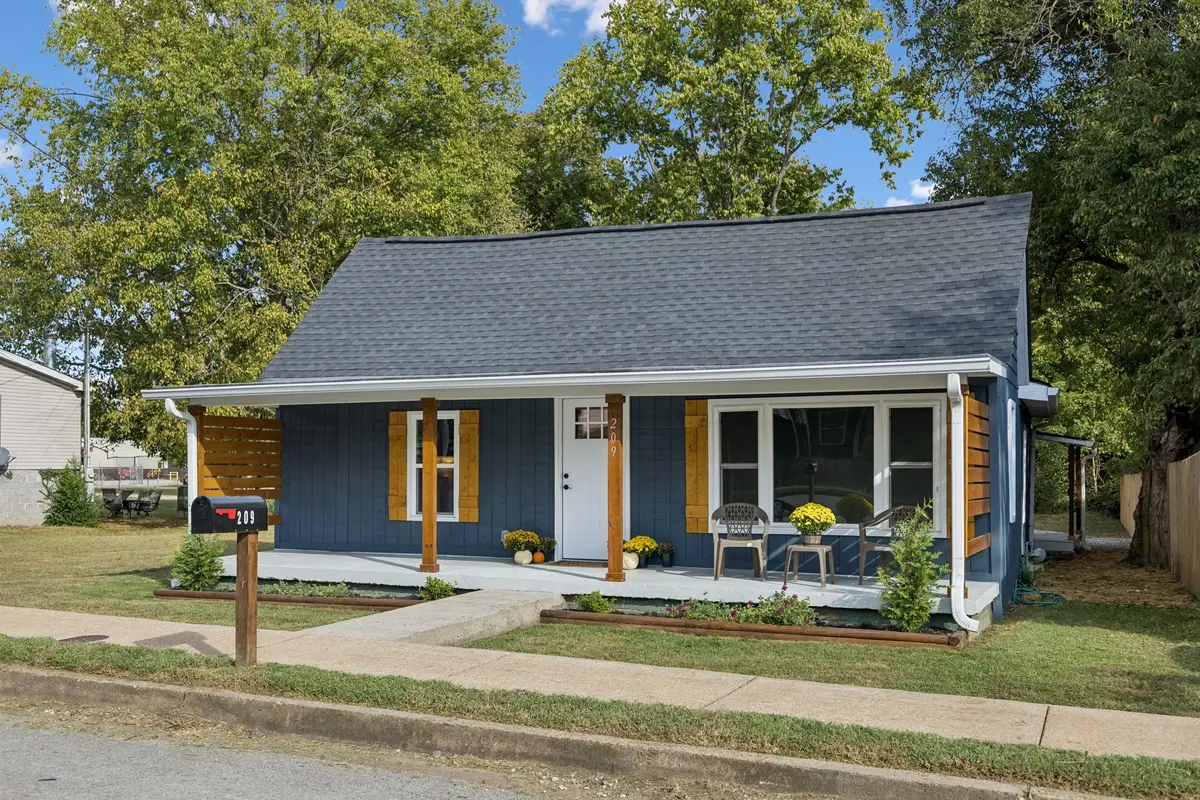 209 Olive St, Mount Pleasant, TN 38474 - #1