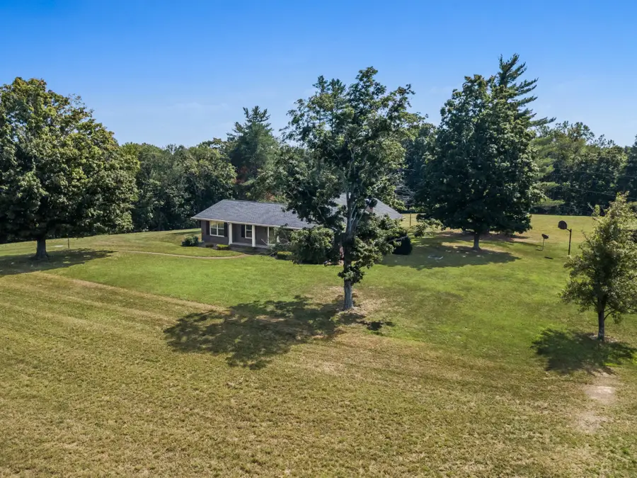 4809 Albert Fentress Rd, Greenbrier, TN 37073 - #3