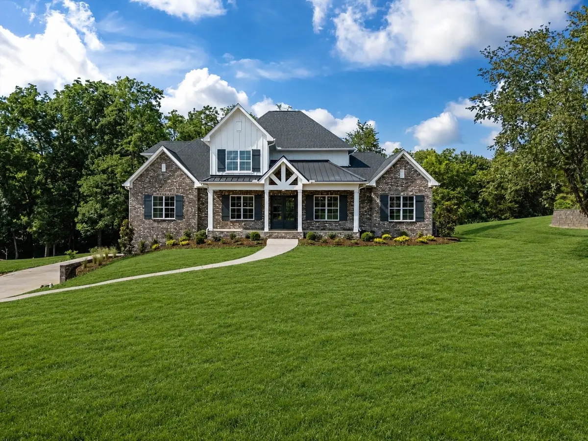 8247 Ambrose Ct, Brentwood, TN 37027 - #1