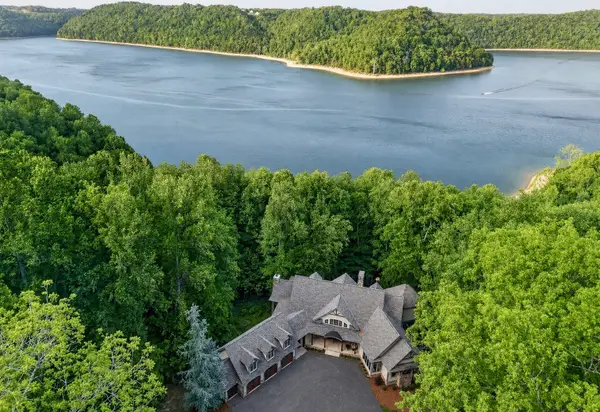 2304 Backbone Rd, Sparta, TN 38583