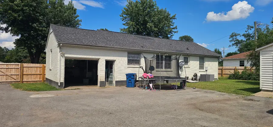 1123 Tuckahoe Dr, Nashville, TN 37207 - #3