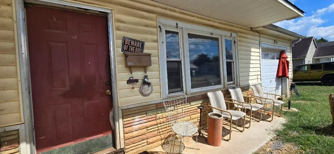 538 W End Ave, McMinnville, TN 37110 - #1