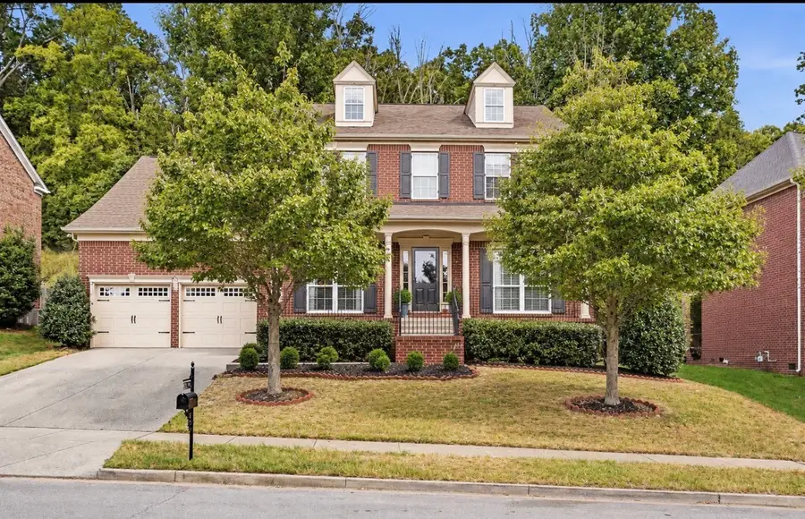 1414 Chantilly Ln, Franklin, TN 37067 - #2