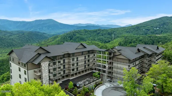 855 Campbell Lead Road #305, Gatlinburg, TN 37738