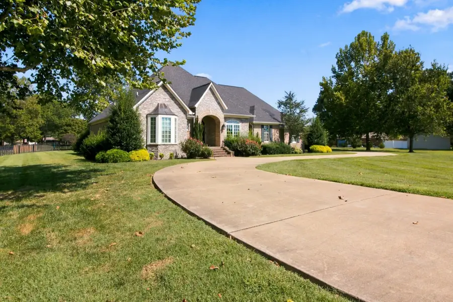 110 Fieldstone Dr, Paris, TN 38242 - #3