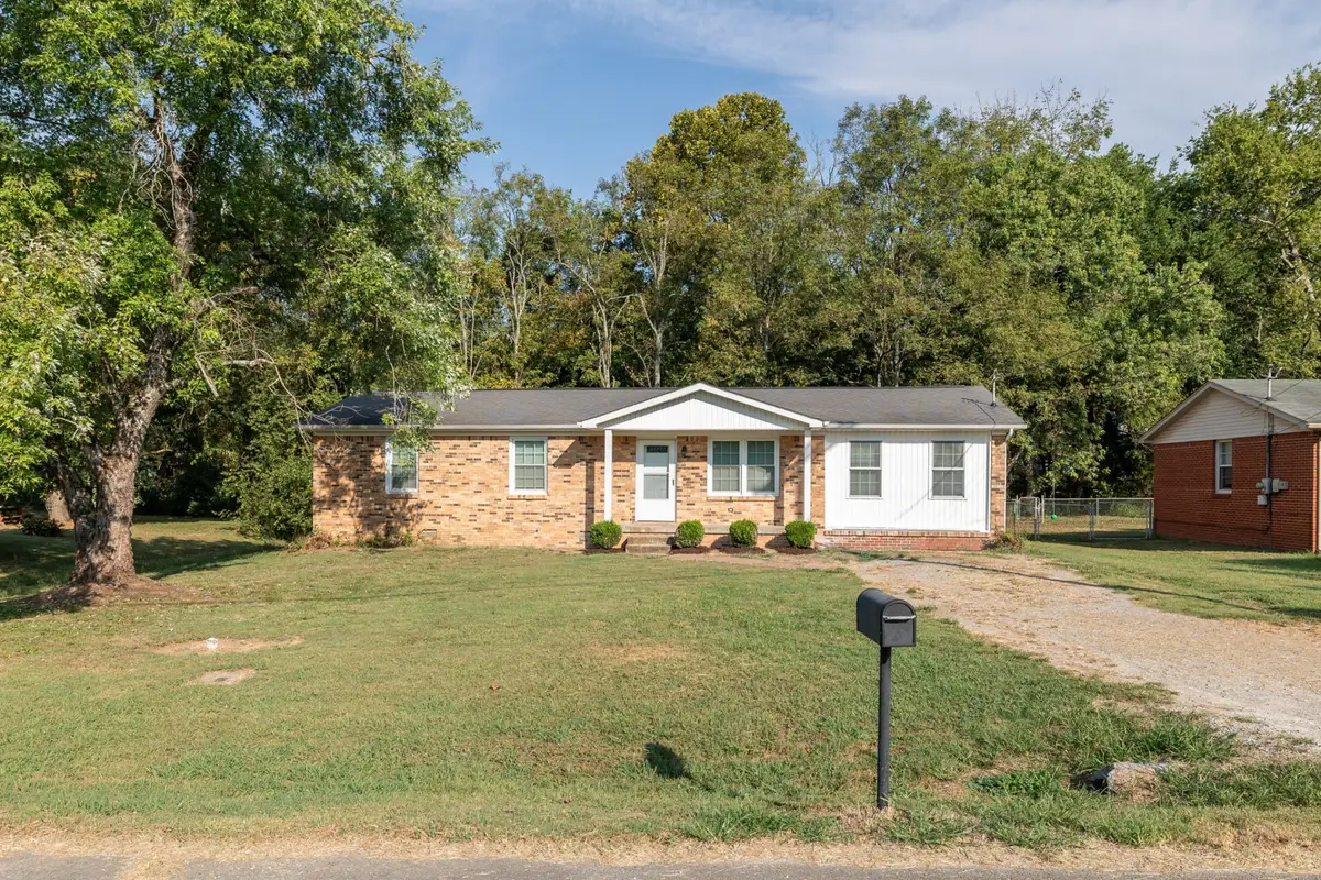 1339 Meadowbrook Dr, Pulaski, TN 38478 - #1