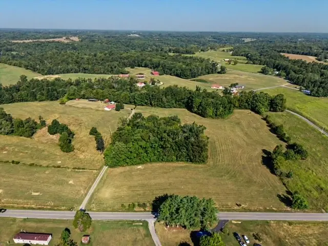 1818 Cold Springs Rd, Lafayette, TN 37083 - #3