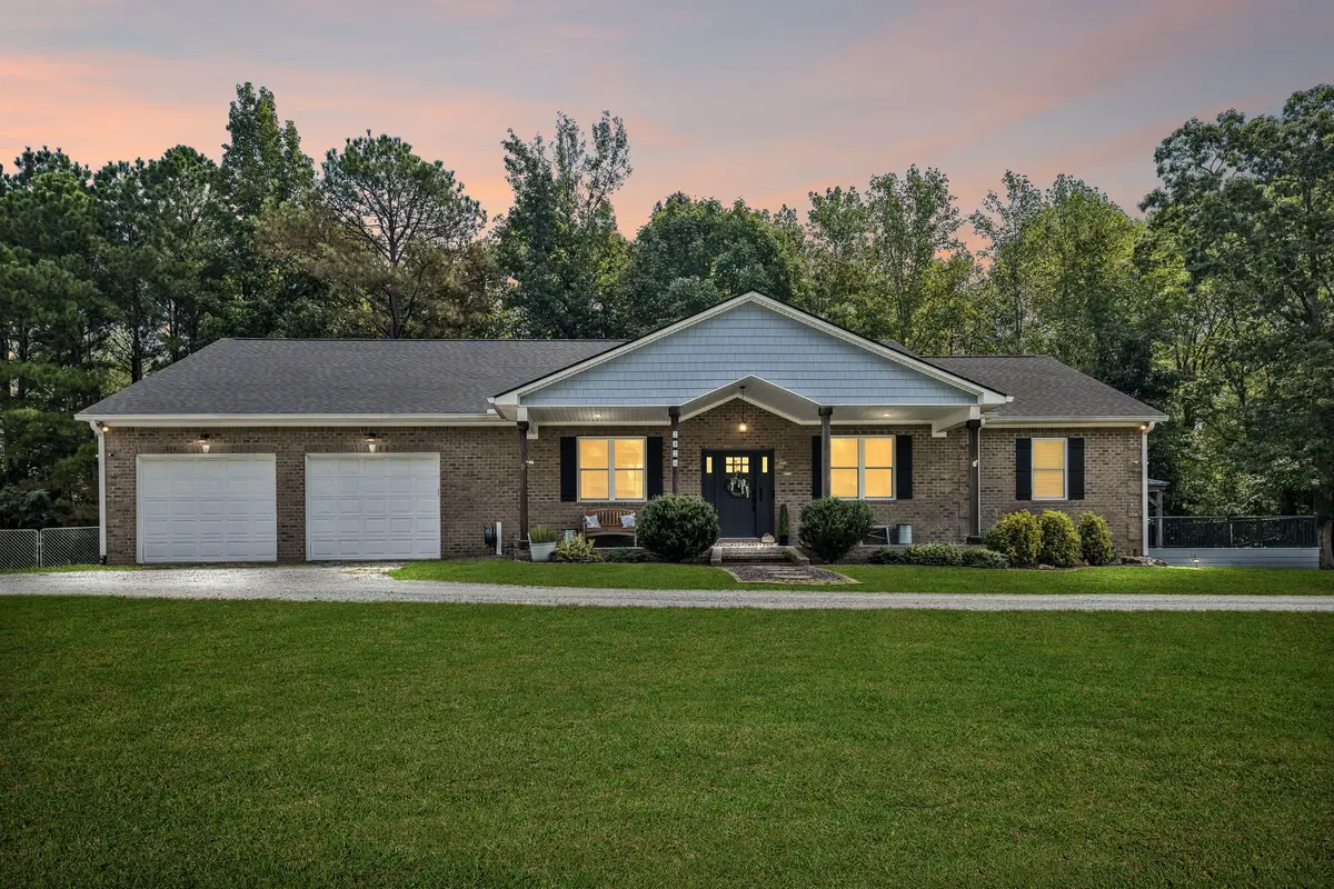 2428 Old Natchez Trace Trl, Camden, TN 38320 - #1