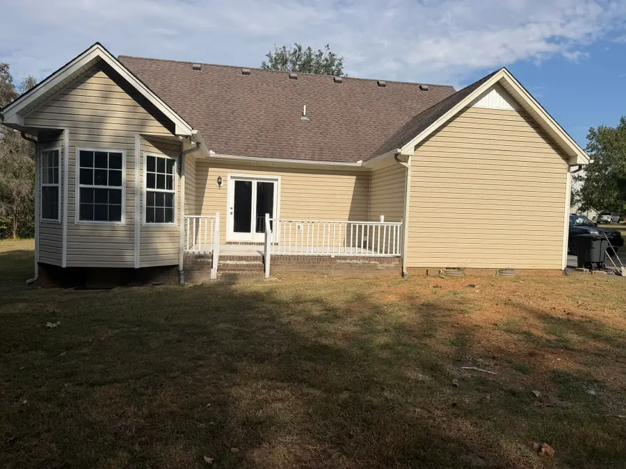 2039 Sterling St, Murfreesboro, TN 37127 - #3