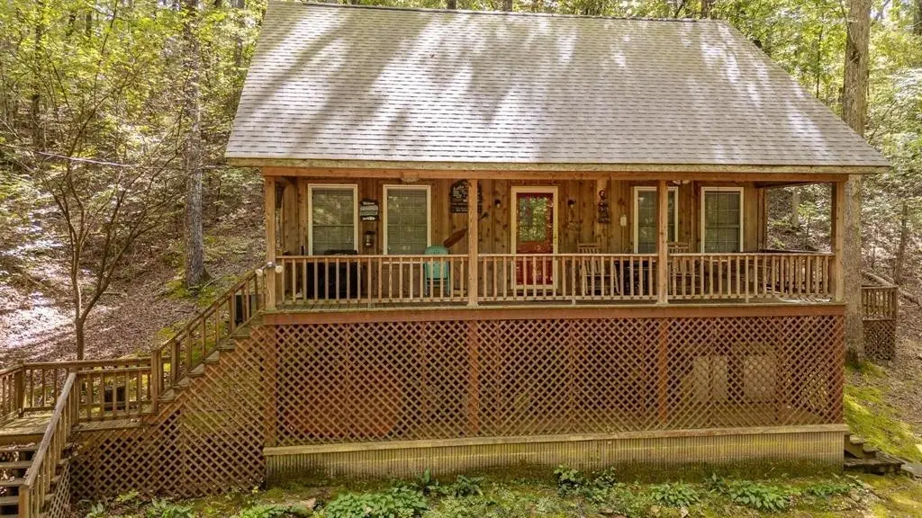 140 Huckleberry Ln, Savannah, TN 38372 - #1