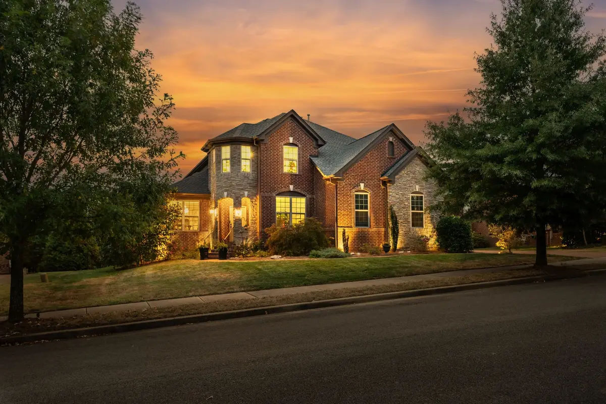 412 Victorian Park Cir, Franklin, TN 37067 - #1