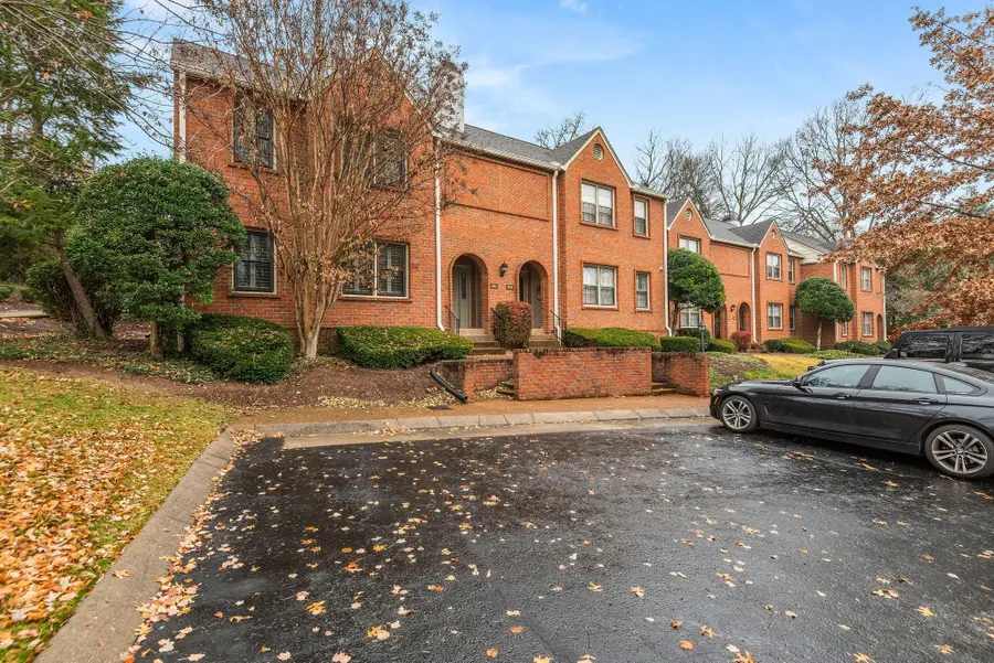 201 Westchase Dr, Nashville, TN 37205 - #2