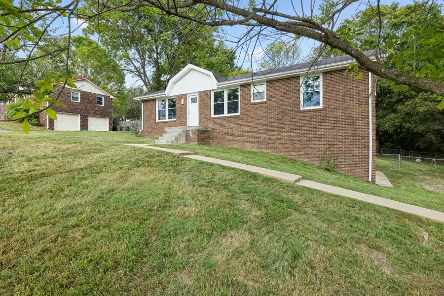 2762 Goodsprings Rd, Ashland City, TN 37015 - #3