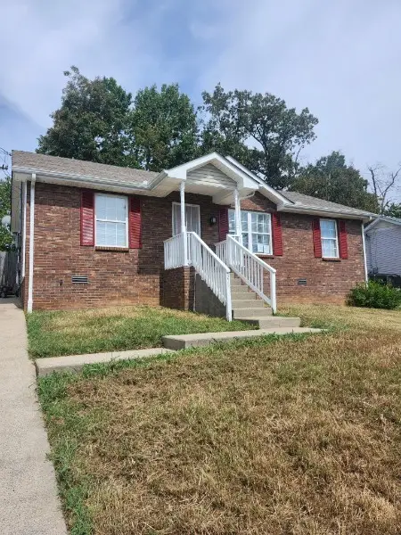 355 Donna Dr, Clarksville, TN 37042 - #3