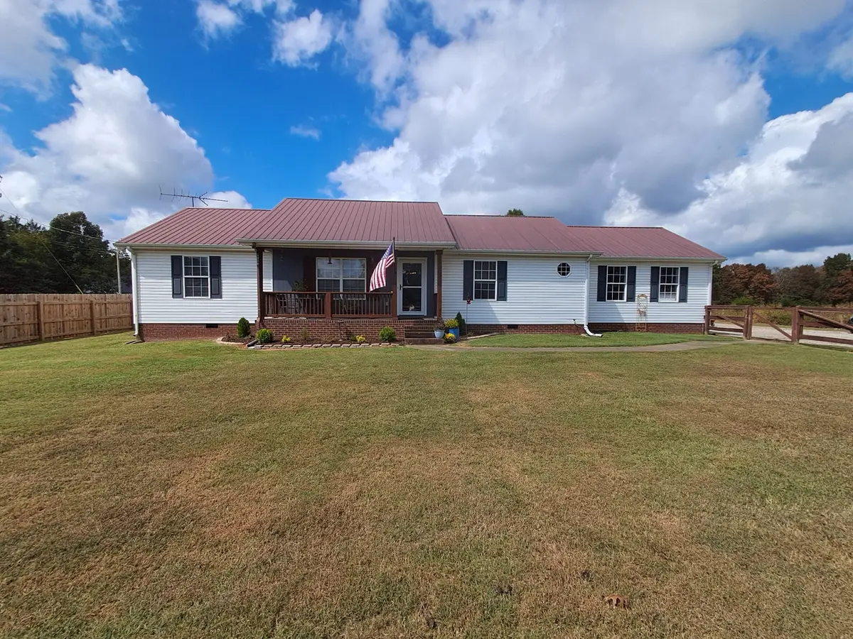 4120 Ball Ln, Chapel Hill, TN 37034 - #1