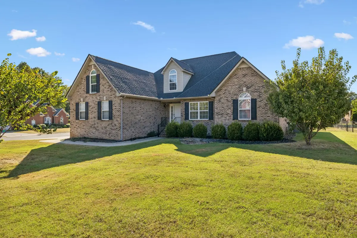 7001 Vineyard Ln, Smyrna, TN 37167 - #1