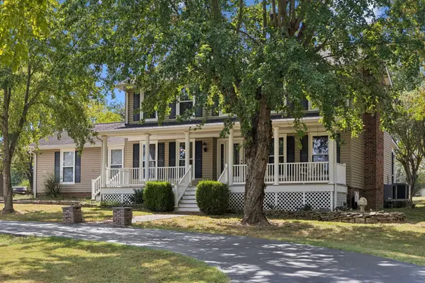 554 Douglas Bend Rd, Gallatin, TN 37066