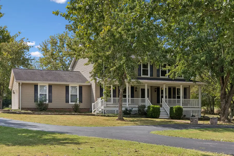 554 Douglas Bend Rd, Gallatin, TN 37066 - #3