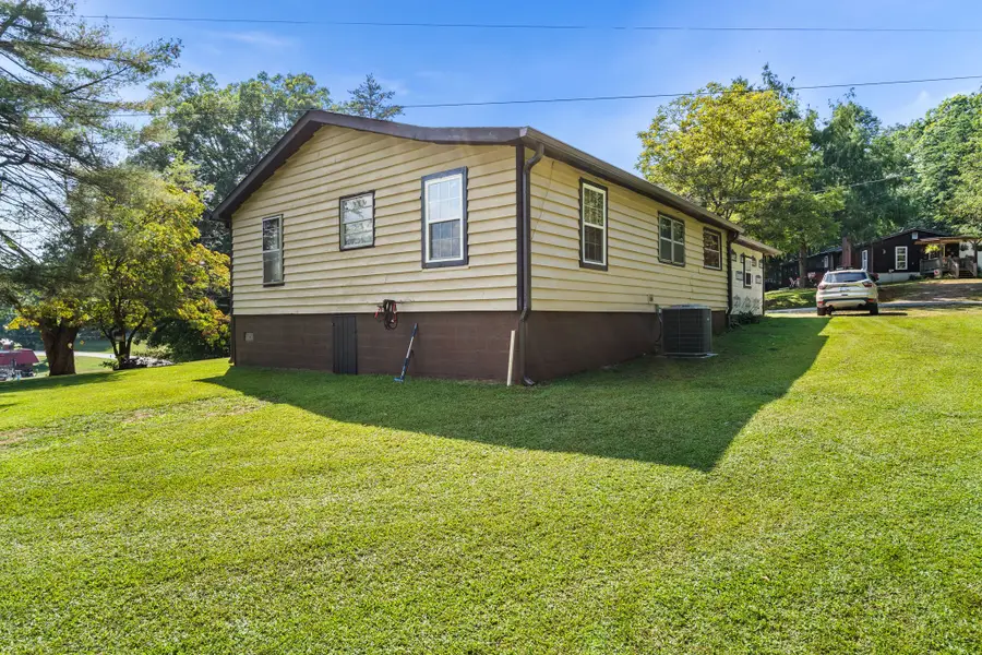 44 Little Wolf Creek Rd, Murphy, NC 28906 - #3