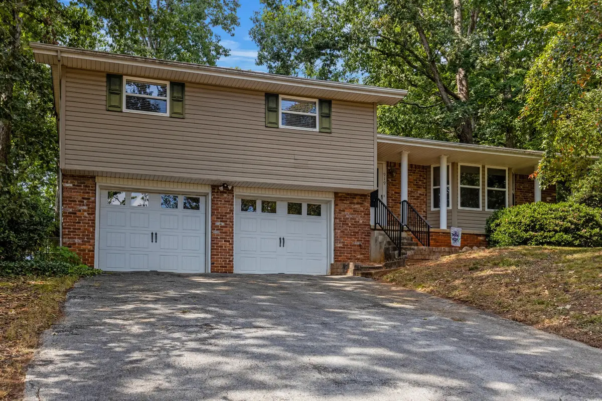 919 Carrie Lane, Hixson, TN 37343 - #1