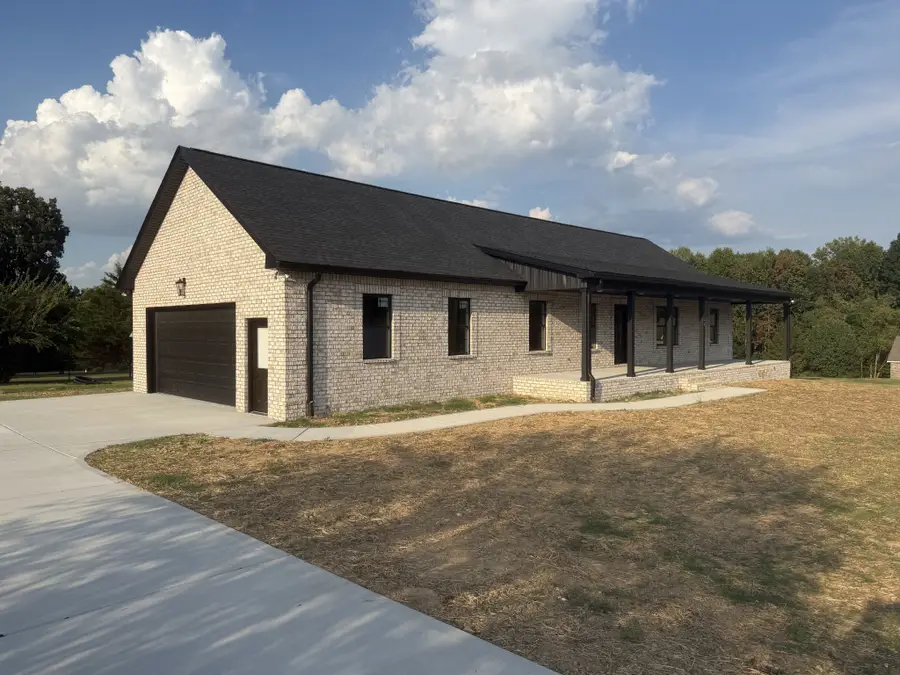 155 Applehill Drive, Lafayette, TN 37083 - #3