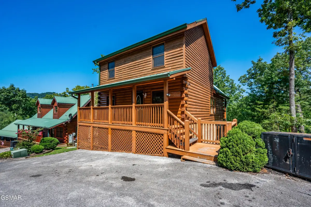 737 Chickasaw Gap Way, Pigeon Forge, TN 37863 - #1