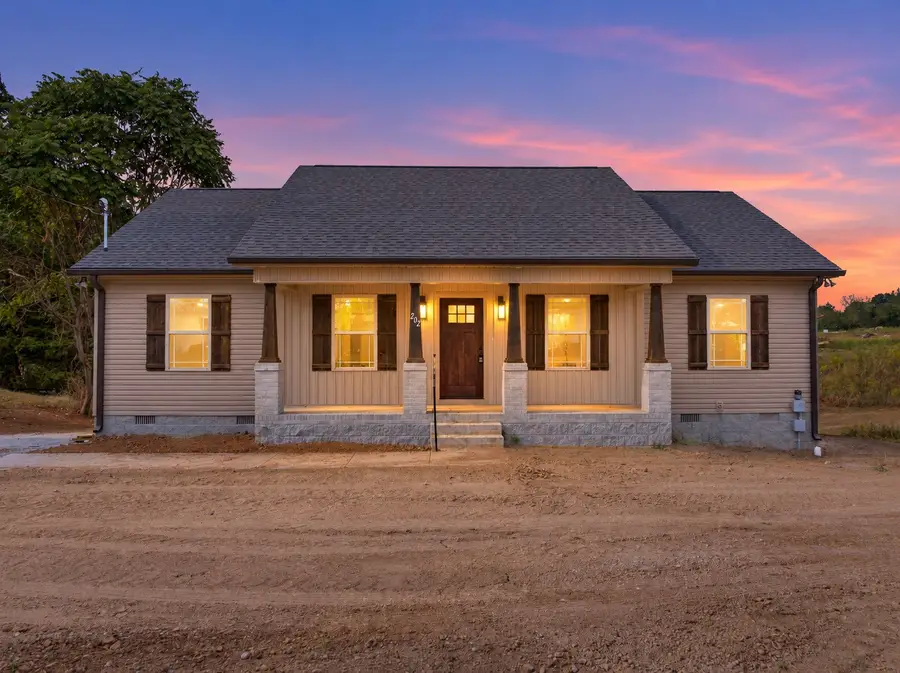 202 Archery Lane, Shelbyville, TN 37160 - #2