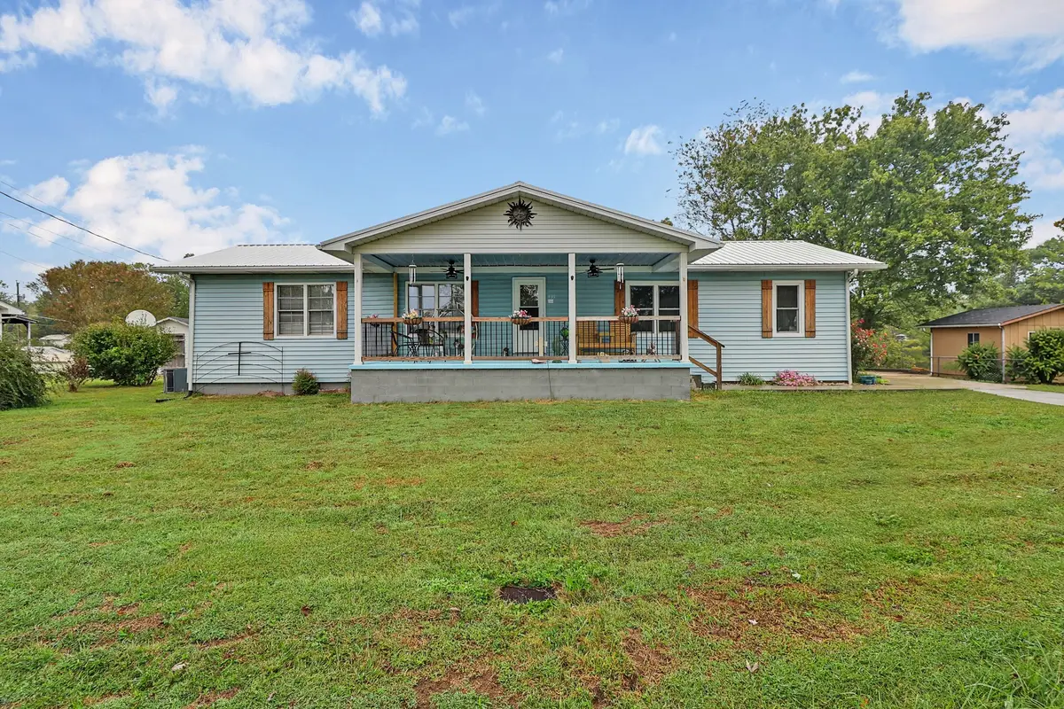 435 Patton Heights Cir, Jamestown, TN 38556 - #1