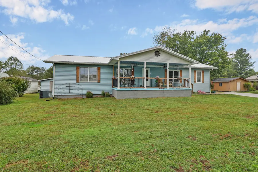 435 Patton Heights Cir, Jamestown, TN 38556 - #2