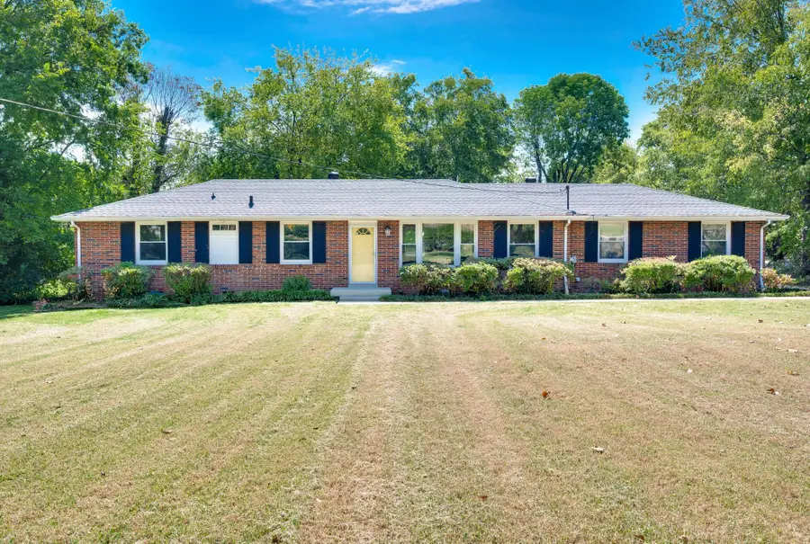 570 Joyce Ln, Nashville, TN 37216 - #2