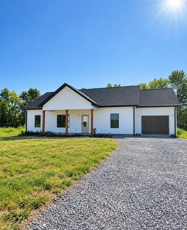 396 Shaw St, Smithville, TN 37166