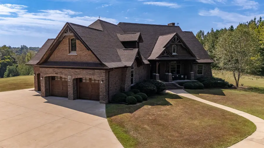 305 State Line Rd, Saint Joseph, TN 38481 - #2