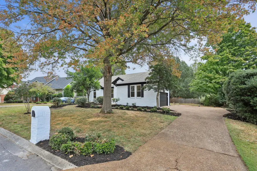 4825 Morgan Dr, Old Hickory, TN 37138 - #2