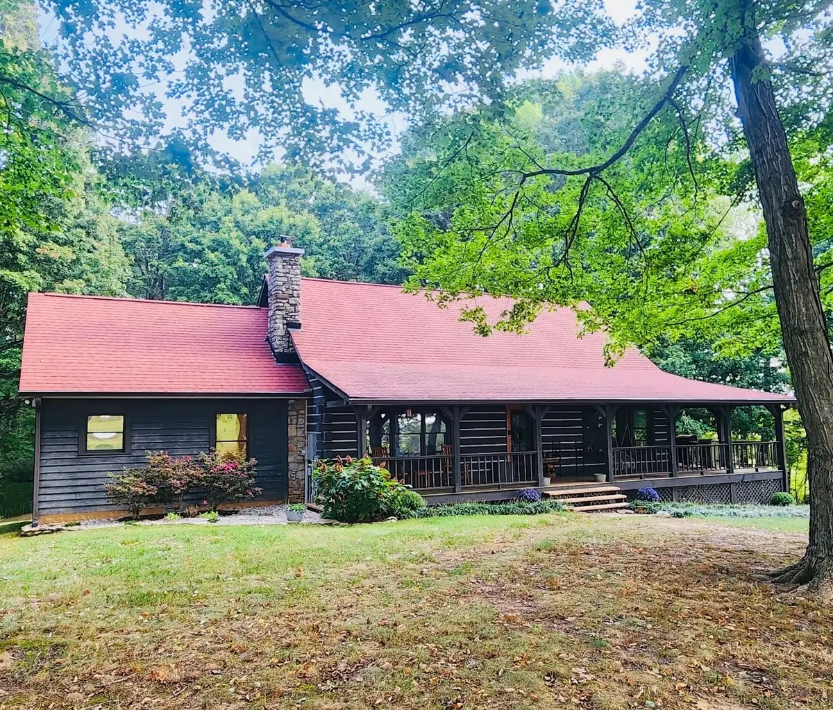 3933 Edd Ross Rd, Cedar Hill, TN 37032 - #1