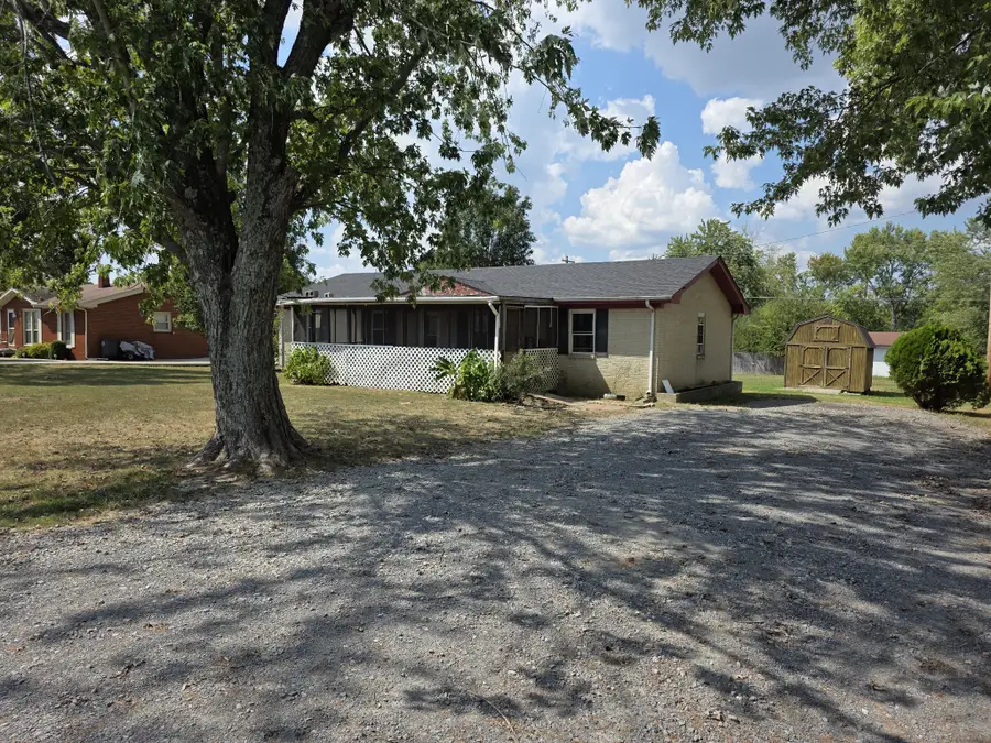 629 Coolidge Rd, Lafayette, TN 37083 - #2