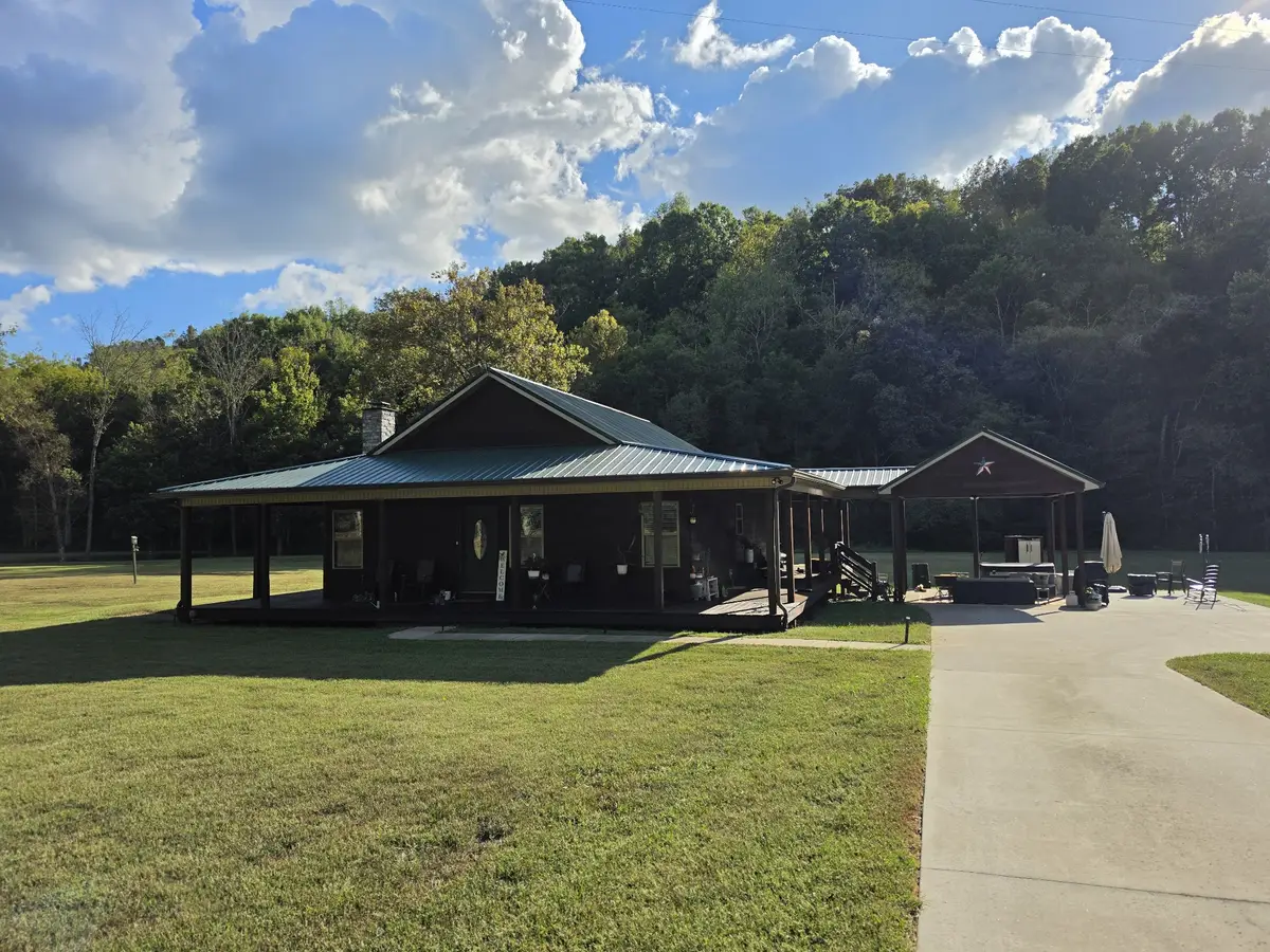 378 Bobo Hollow Rd, Tullahoma, TN 37388 - #1