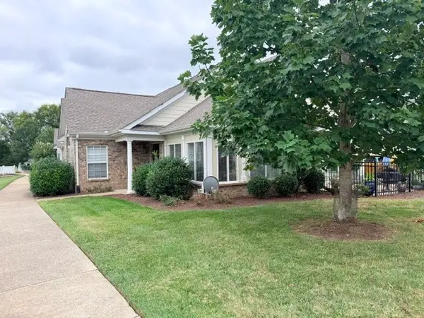 825 Browns Ln #2302, Gallatin, TN 37066