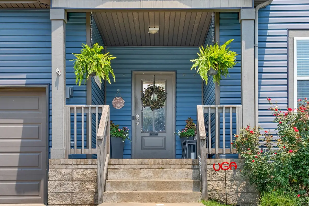 206 Eagles Talon Ct, Clarksville, TN 37040 - #1